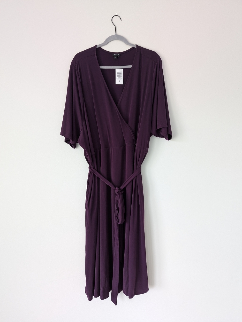 NWT Torrid 6X Midi Studio Knit Surplice Wrap Dress in Winter Bloom Stretch - Picture 5 of 12